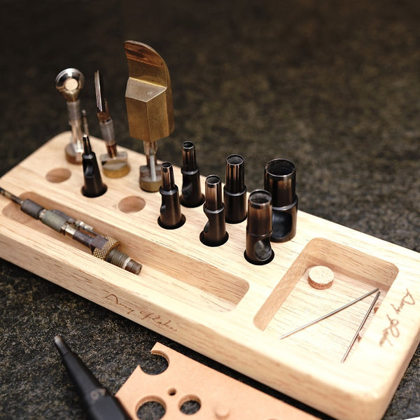 Atelier Amy Roke Round Punch Hole Belt Leather card Board leathercraft leathermob craft tool Screw