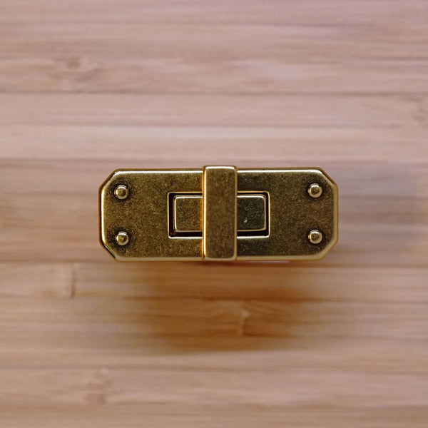 Leather Working Tools Turn Lock, Amy Roke - LeatherMob
