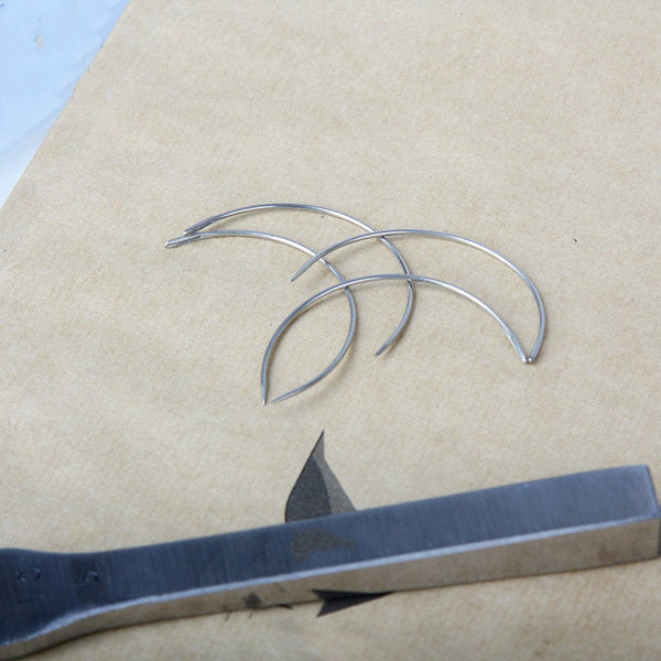 Leather Working Tools John James Saddlers Harness Needles - LeatherMob