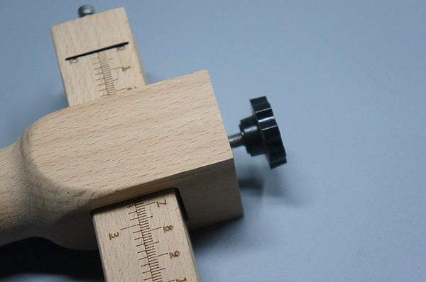 Adjustable Wooden Strip and Strap Belt